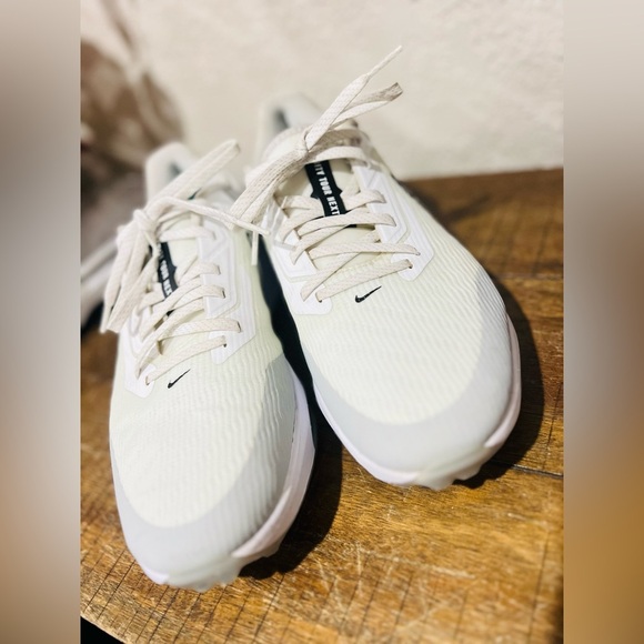 Nike Air Zoom Infinity Tour Next% White Golf Shoes DC5221-105 Men's Size 10 - Picture 12 of 13